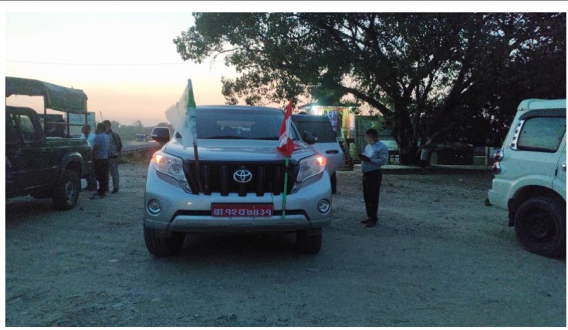 मन्त्रीले मोटर नम्बर फेरेर चुनाव प्रचारमा लगाएको पुष्टि, आयोगले तान्यो खानेपानी मन्त्रीको गाडी